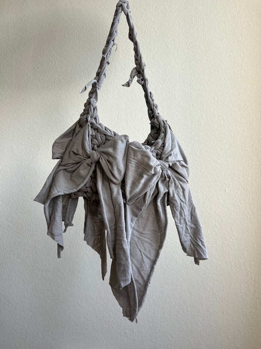 Grey bow bag