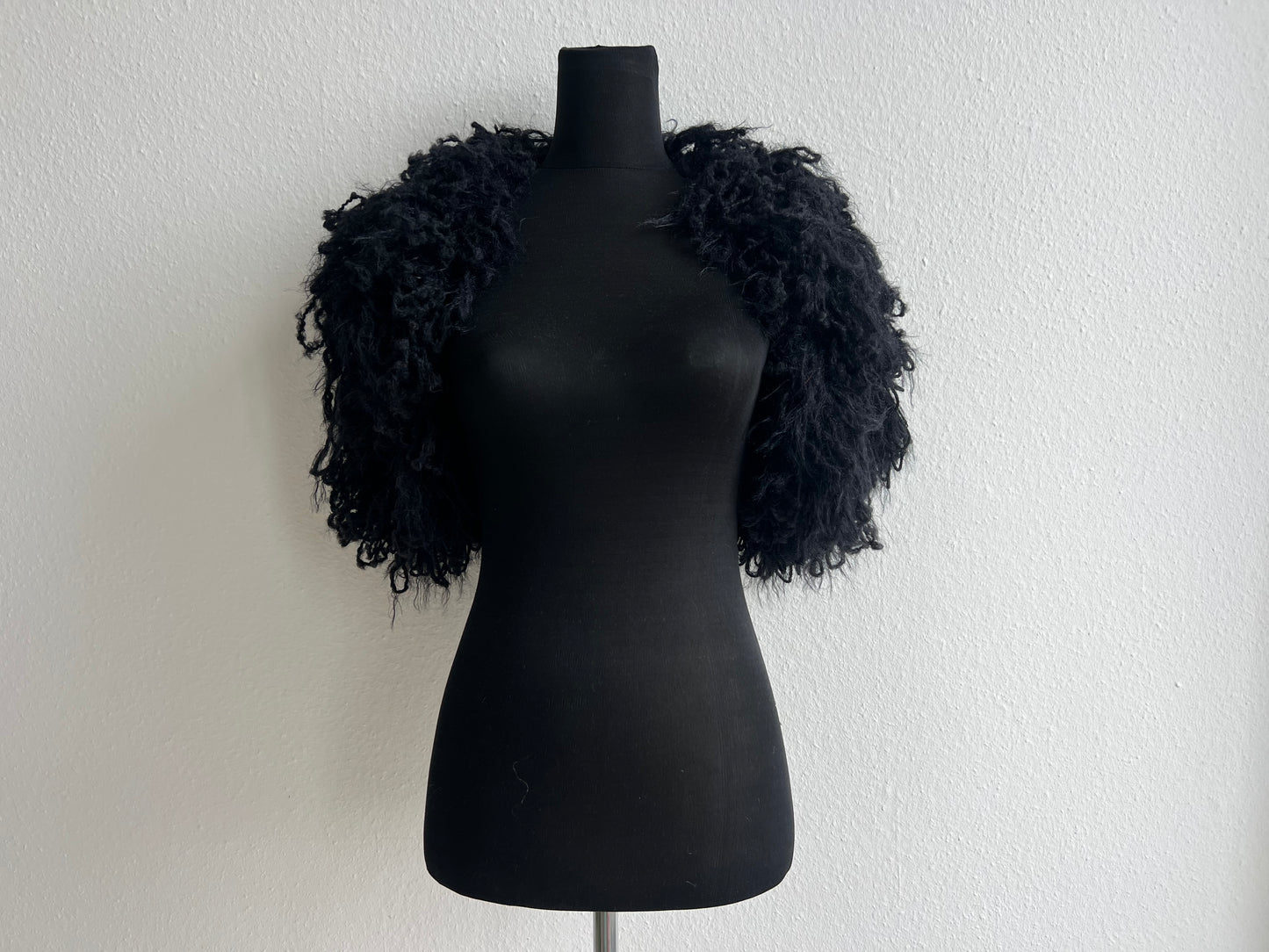 015 Noir Fluff Bolero